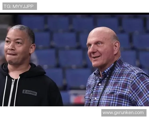 冲突升级！保罗与教练发生激烈争执