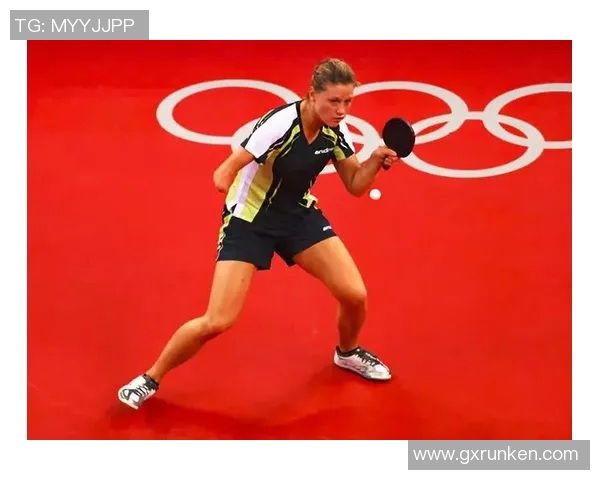 中国女子射击冠军登时尚杂志封面，网友惊呼“太飒了”